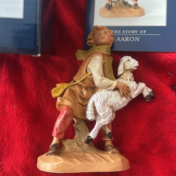 VINTAGE 90s Fontanini Nativity - Aaron Shepherd Figurine Holding Sheep 1993 - Picture 2 of 7
